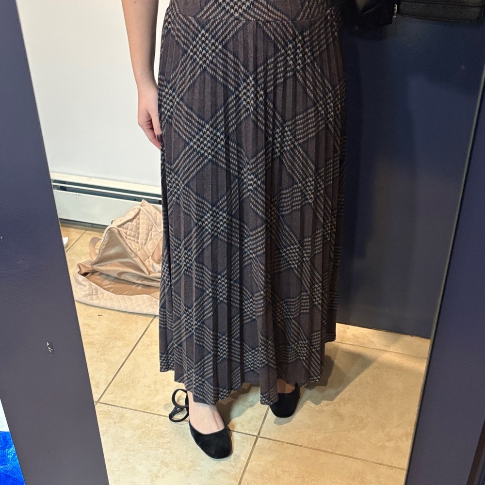Elegant Plaid Brown Skirt